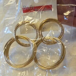 Gold Hoop Earrings Set